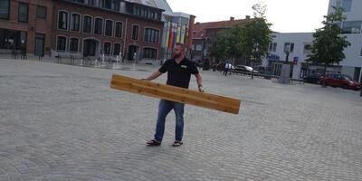 De gele campagnegolf in Ekeren