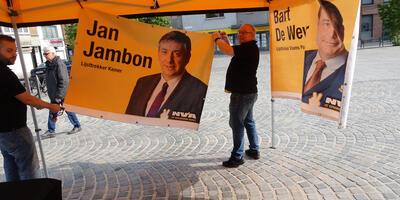 De gele campagnegolf in Ekeren