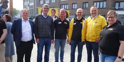 De gele campagnegolf in Ekeren