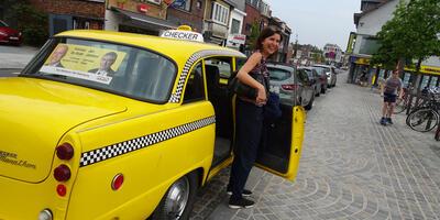 De gele campagnegolf in Ekeren