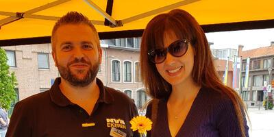 De gele campagnegolf in Ekeren