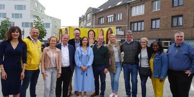 De gele campagnegolf in Ekeren