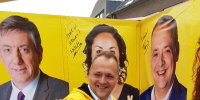 De gele campagnegolf in Ekeren