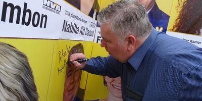 De gele campagnegolf in Ekeren