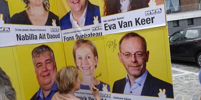 De gele campagnegolf in Ekeren