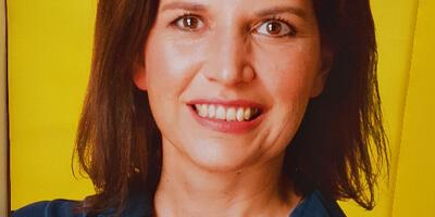 De gele campagnegolf in Ekeren