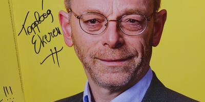 De gele campagnegolf in Ekeren