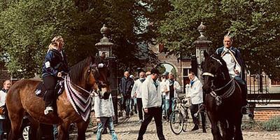 Ontvangst koning van de Lustige Gansen koningin van de vrije gans